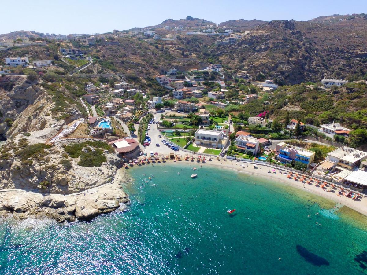 Halo Ligaria Suite 100M Next To The Beach With Private Pool Exterior photo